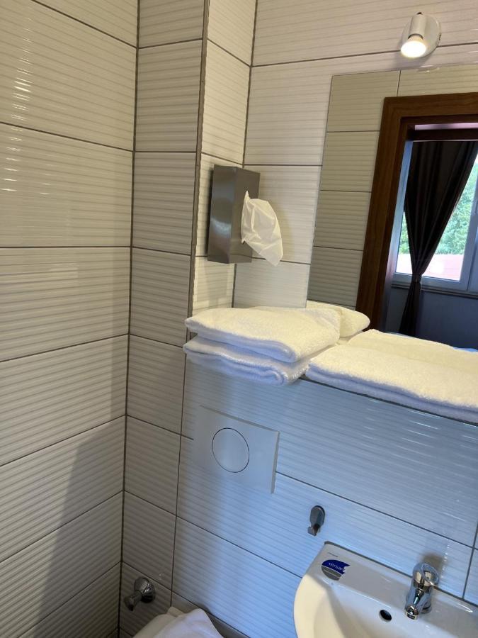 Hotel Pasa Paradies Kostenlose Parkplaetze Hanau Εξωτερικό φωτογραφία